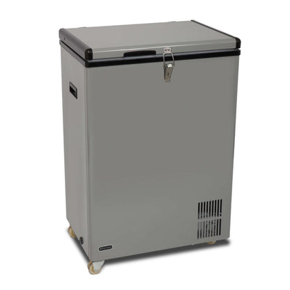 Whynter Portable Wheeled Fridge/Freezer 95 Qt with 12V FM-951GW
